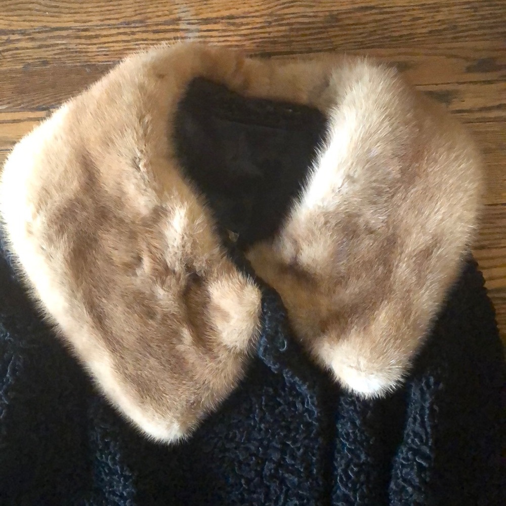 Authentic Lazard’s Furs - Picture 5 of 5